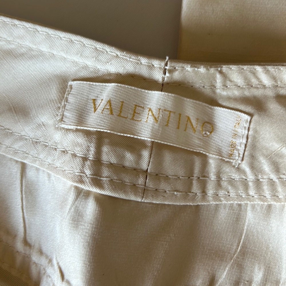 Valentino 100% silk pants;excellent condition;with beautiful beaded back pockets